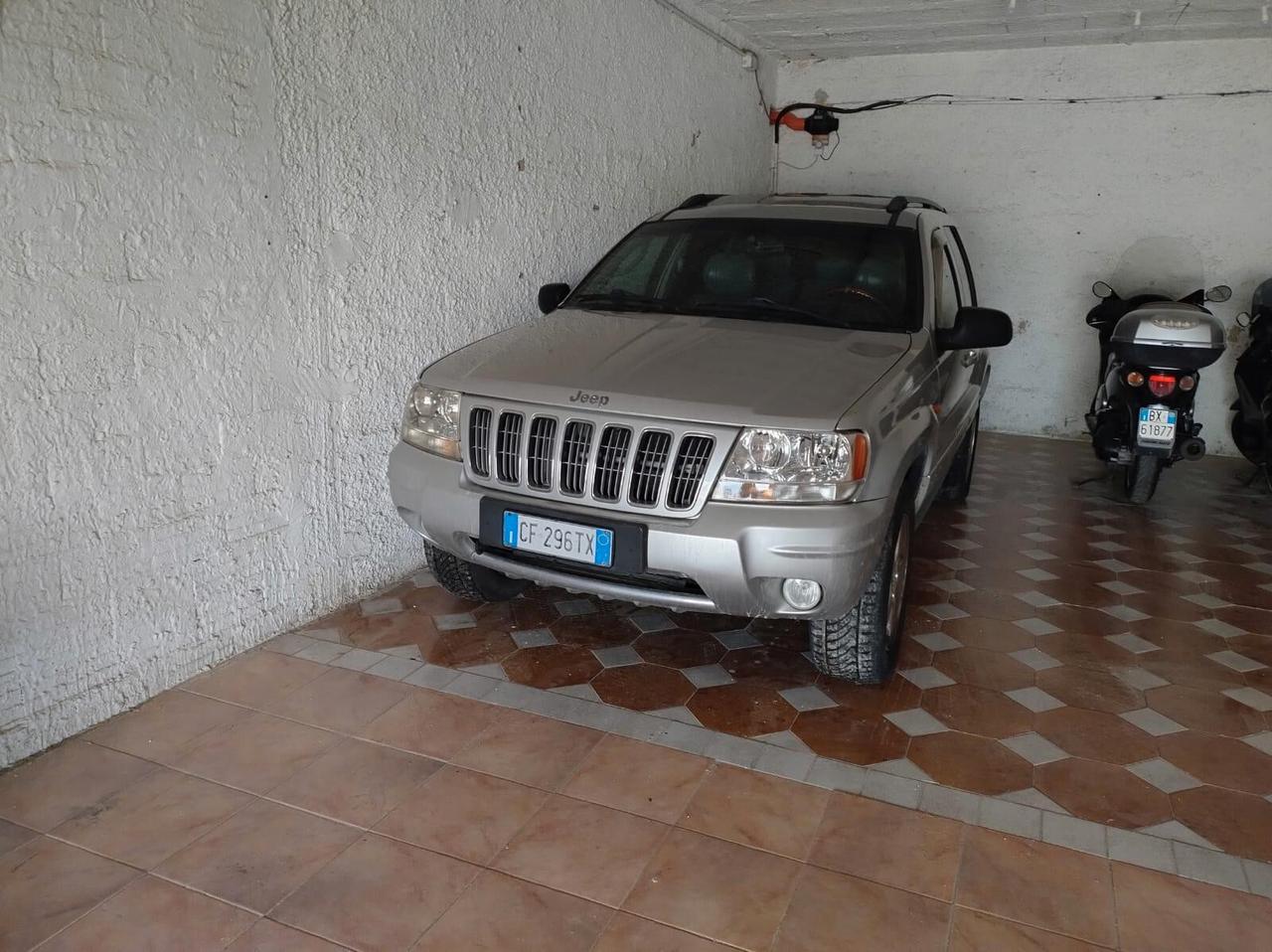Jeep Grand Cherokee 2.7 CRD cat Overland