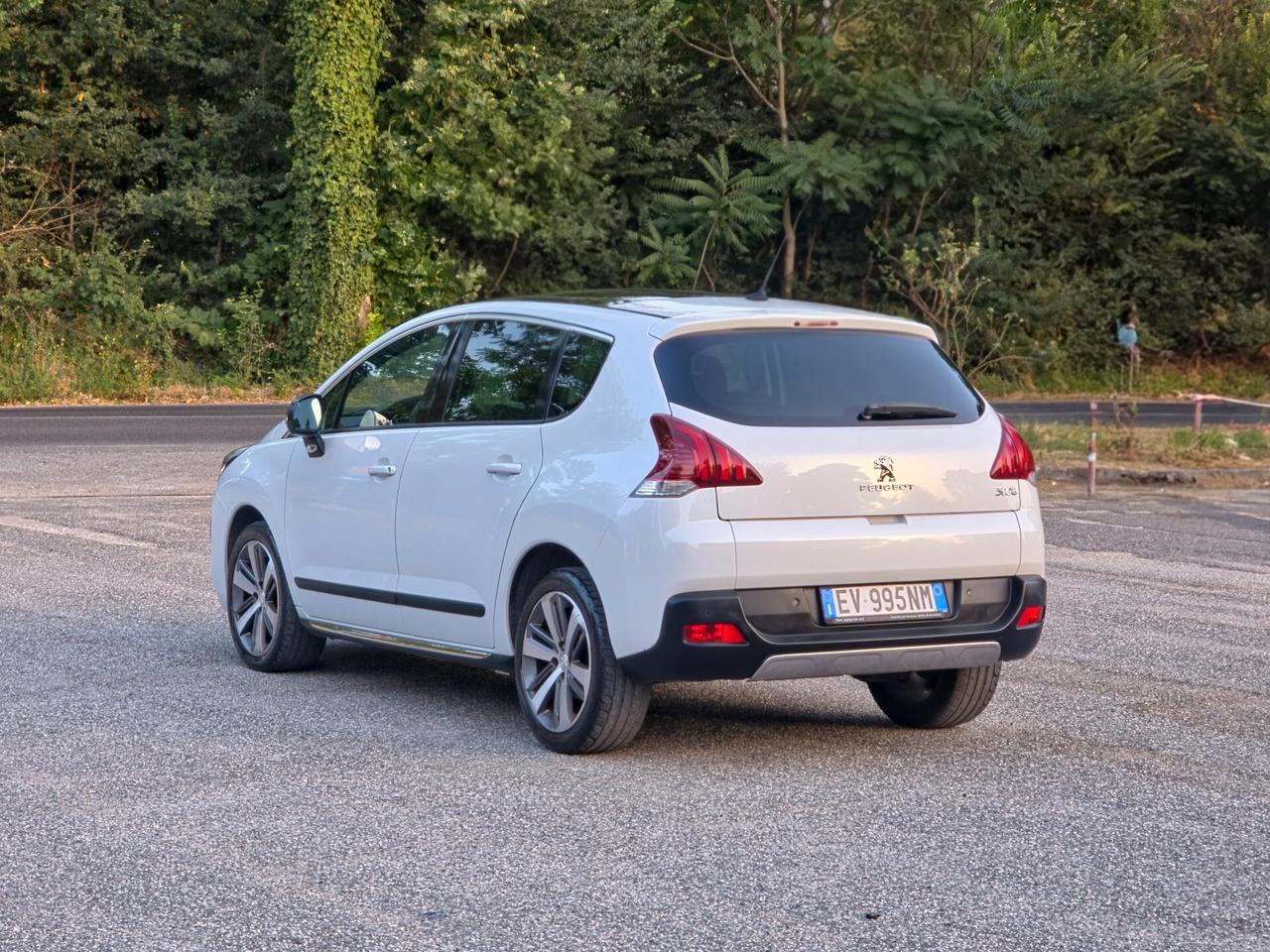 Peugeot 3008 1.6 HDi 115CV Allure E5B Manuale NEO 2014