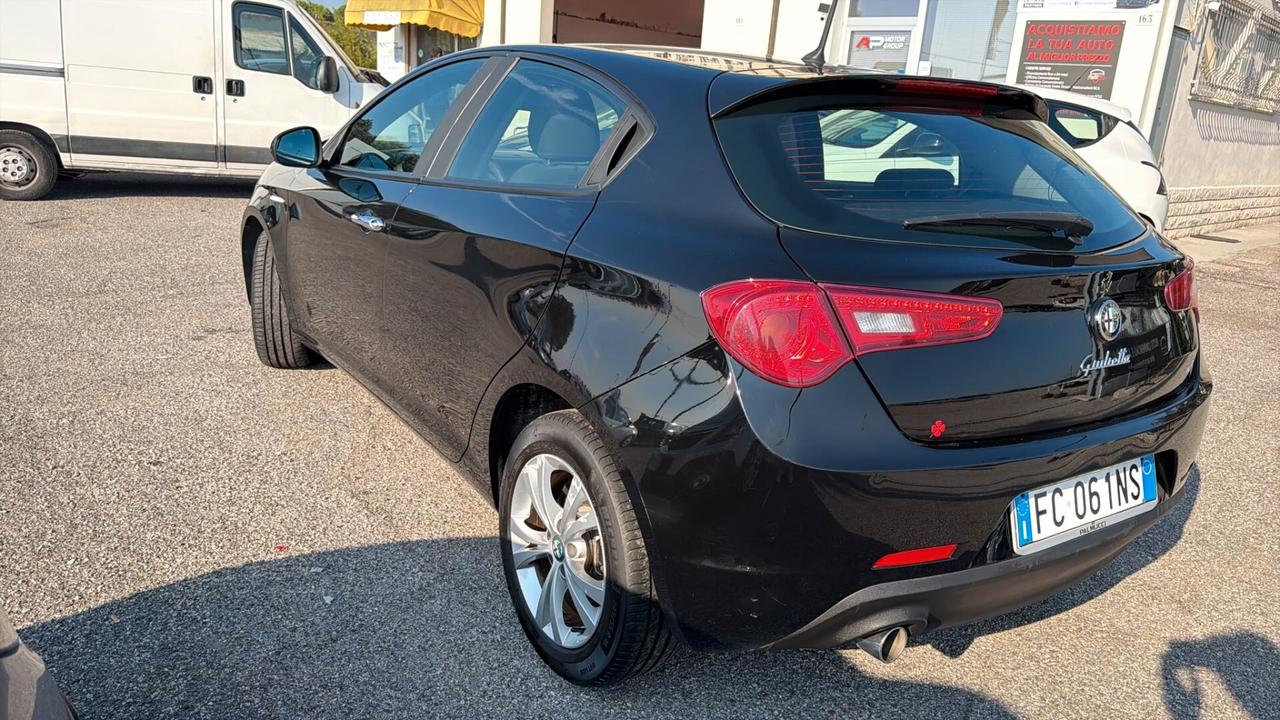 Alfa Romeo Giulietta 1.6 JTDm-2 120 CV Distinctive