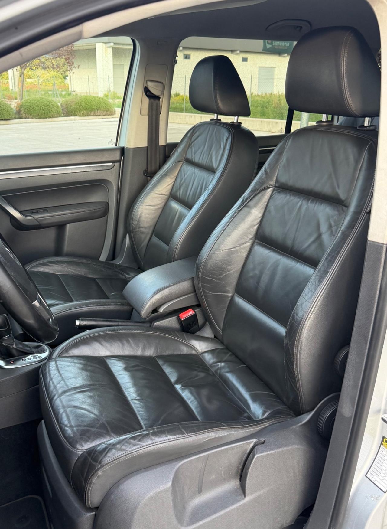 Volkswagen Touran 2.0 TDI 140 CV DSG Highline