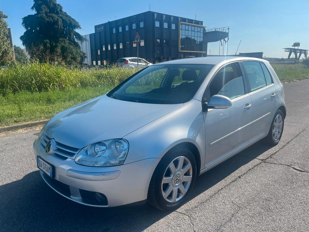 Volkswagen Golf 1.9 TDI 5p