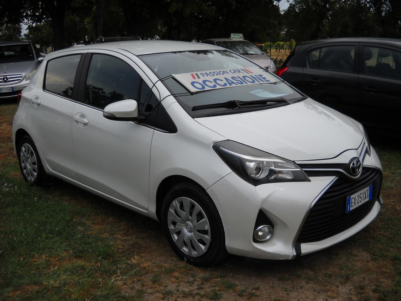 Toyota Yaris 1.0 5 porte