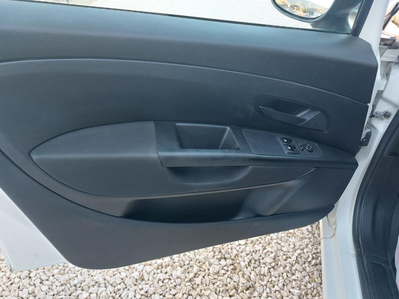 Fiat Punto 1.3 MJT 85 CV S&S Street 2014