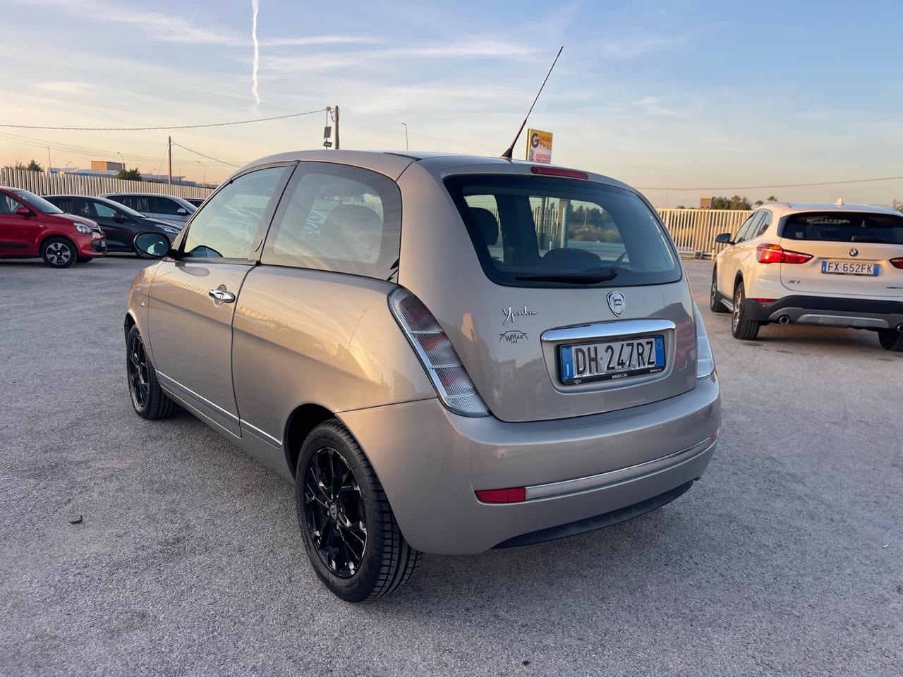 LANCIA YPSILON 1.4 8V FULL TETTO IN VETRO MY07