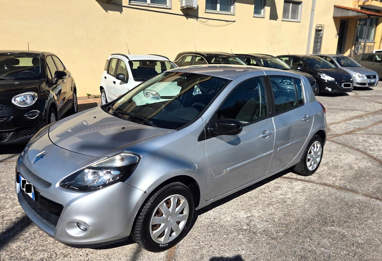 CLIO 1.5 DCI UNICO PR. TAGLIANDATA NAVIGATORE