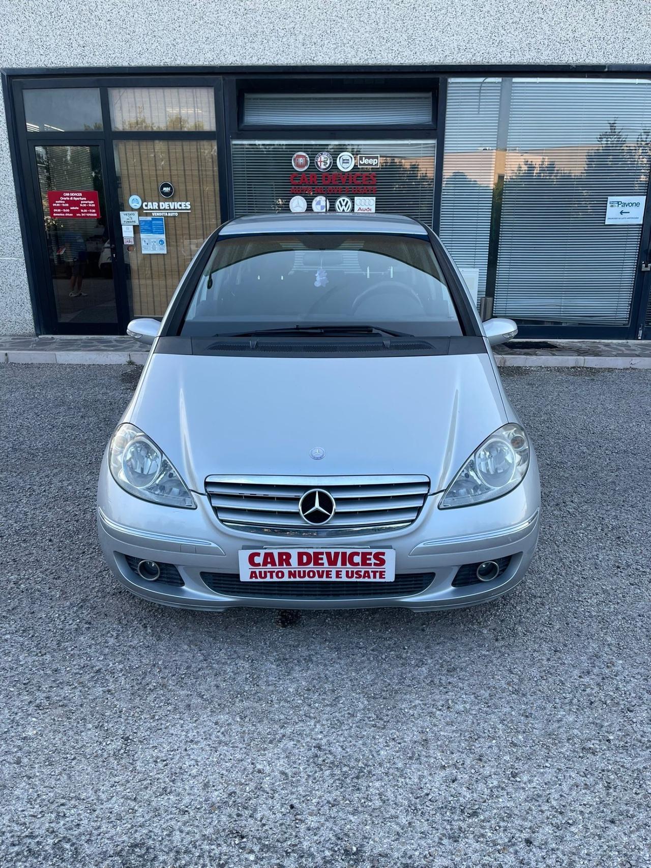 Mercedes A 180 - NEOPATENTATI