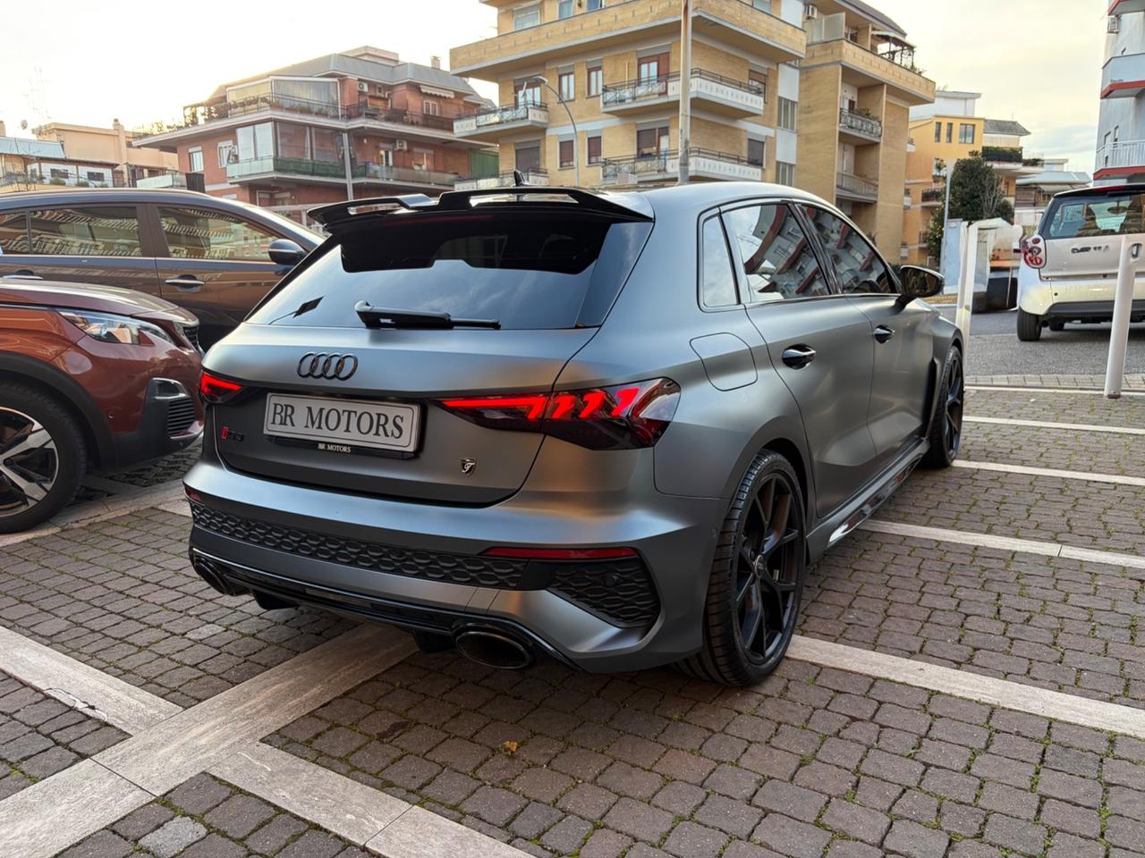 Audi RS3 spb + CARBOCERAMICI - SOLO 7.683Km !!