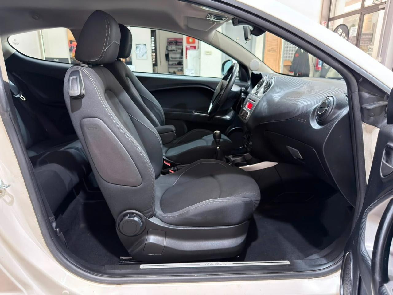 ALFA ROMEO MITO 1.4 77cv 95.000km NEOPATENTATI