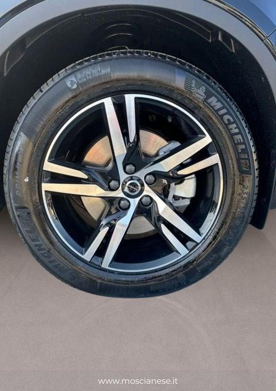 Volvo XC40 B3 automatico Core