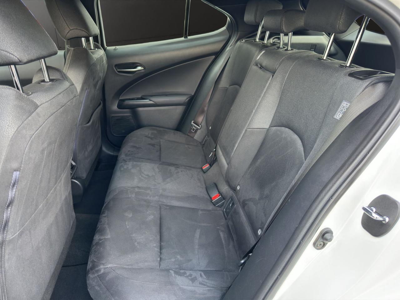 Lexus UX 250h 2.0 Executive 2wd cvt my20