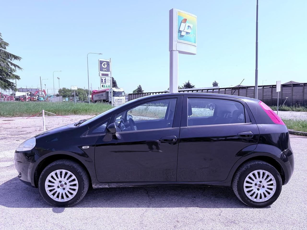 Fiat Grande Punto 1.4 5 porte Active Natural Power