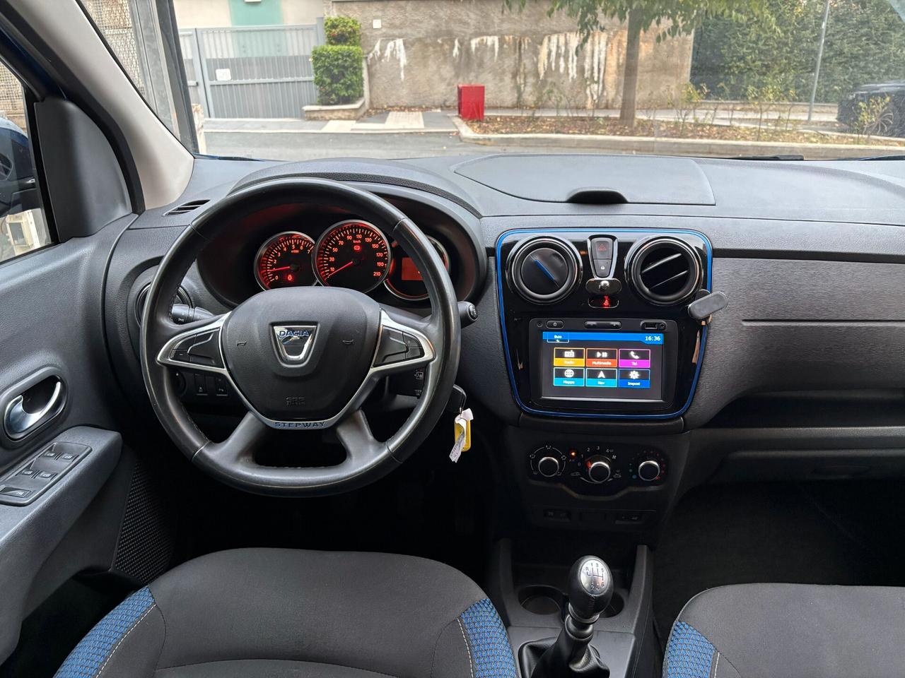 Dacia Lodgy Stepway 1.5 Blue dCi 8V 115CV 7 posti