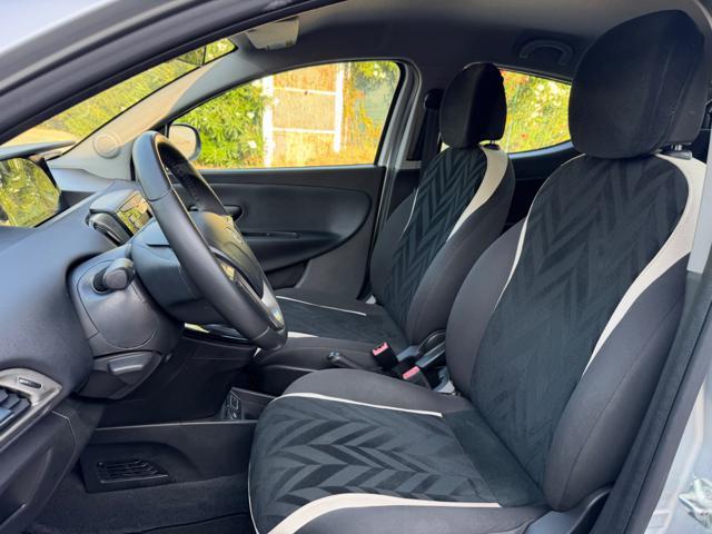 LANCIA Ypsilon 1.2 GOLD 5 POSTI+UCONNECT+SENSORI PARK