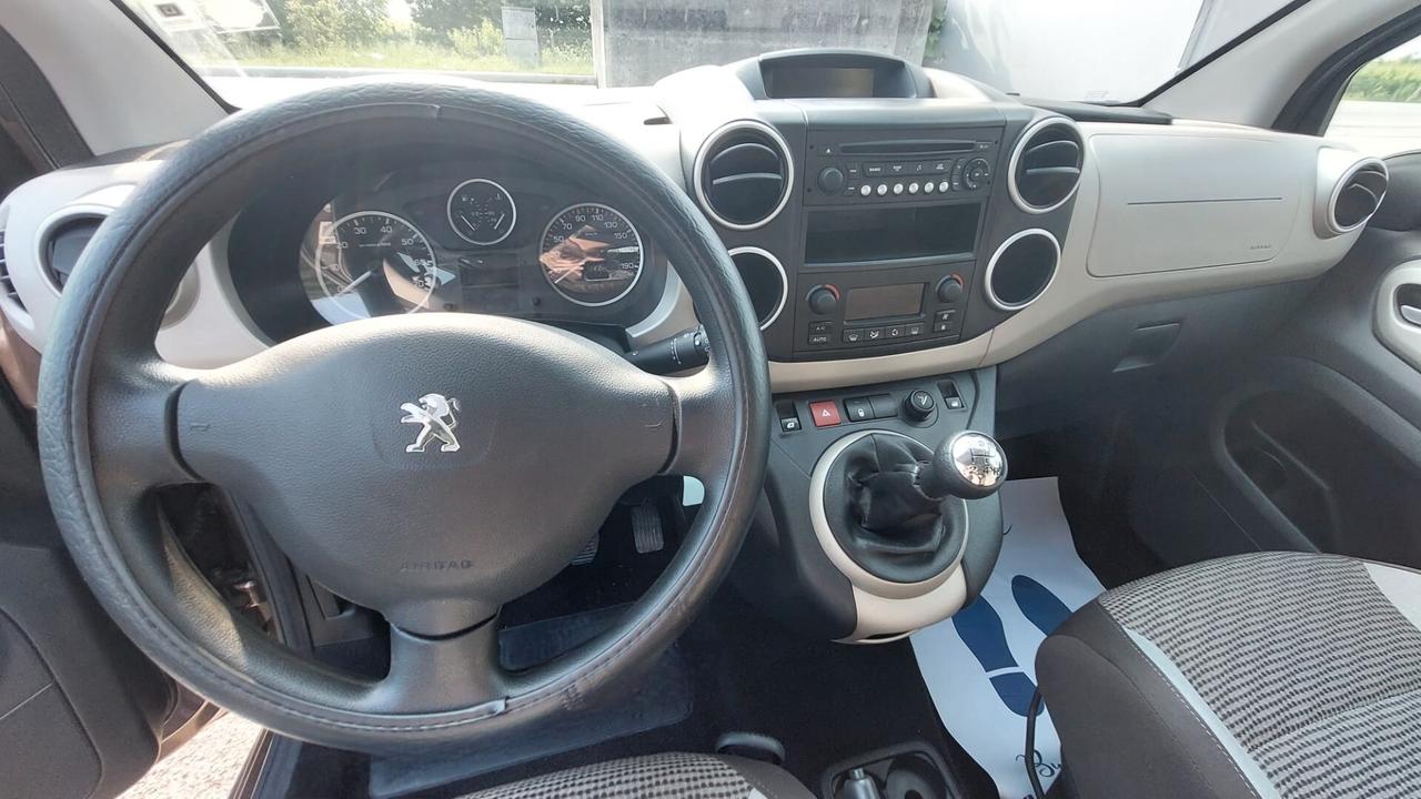 Peugeot Partner 1.6 Diesel 7 posti Neopatentati