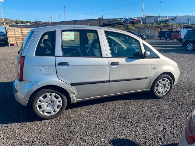 Fiat Idea 1.2 16V BlackLabel