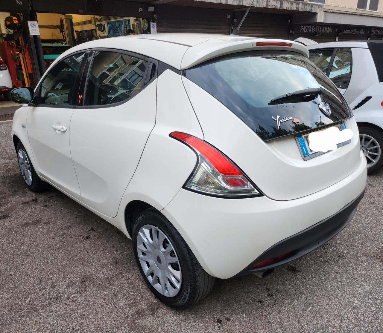 Lancia Ypsilon 1.2 69 CV 5 porte GPL Ecochic Elefantino