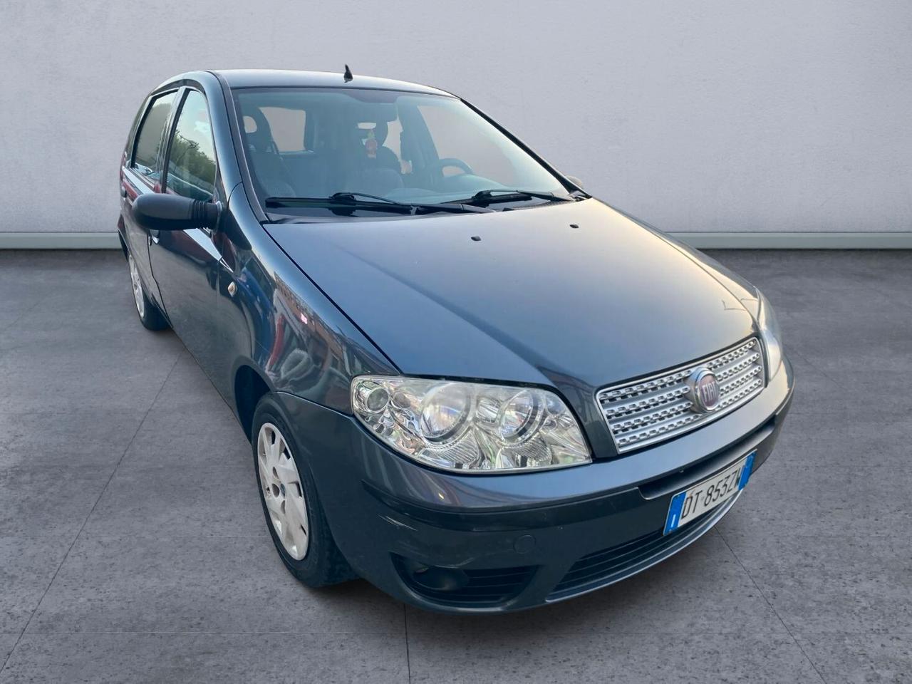 Fiat Punto 1.2 Benzina Euro4 CLIMA – NEOPATENTATI - GARANZIA