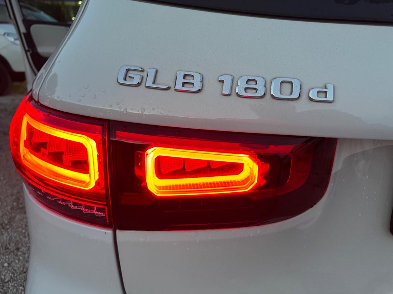 Mercedes-benz GLB 180 d Automatic Sport Plus