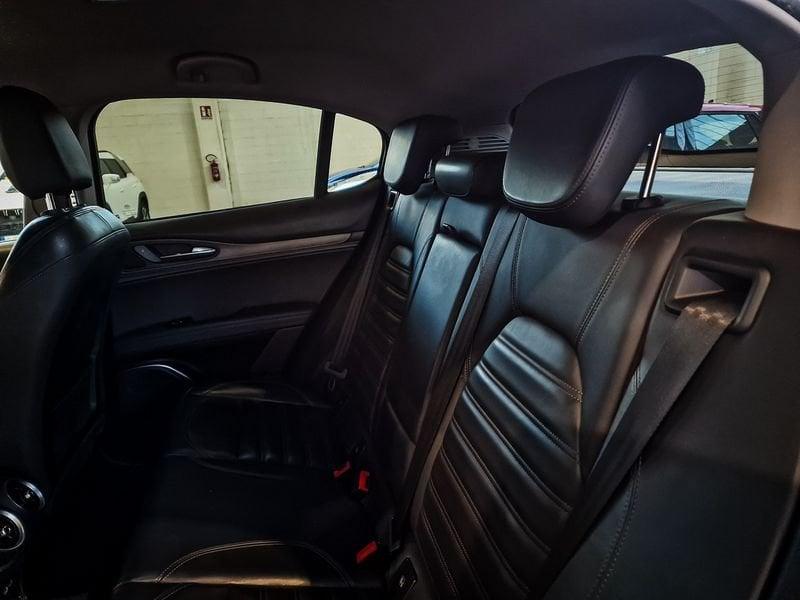 Alfa Romeo Stelvio 2.0 Turbo 280cv First Edition Q4 Auto