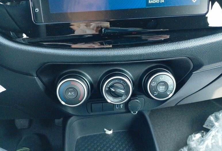 Toyota Aygo X 1.0 VVT-i 72 CV 5 porte Active KM 0 VARI COLORI