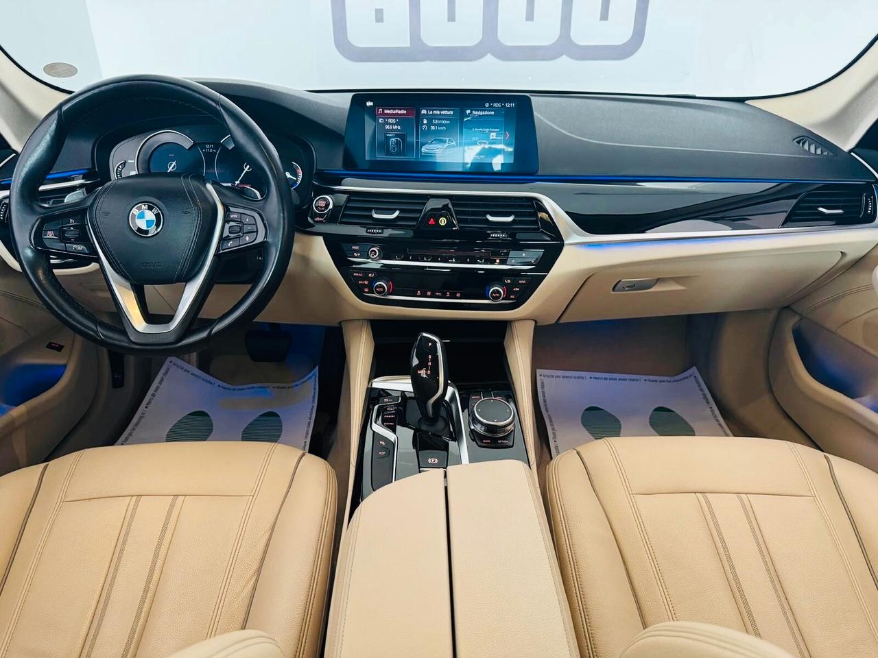 Bmw 520 520d xDrive Luxury