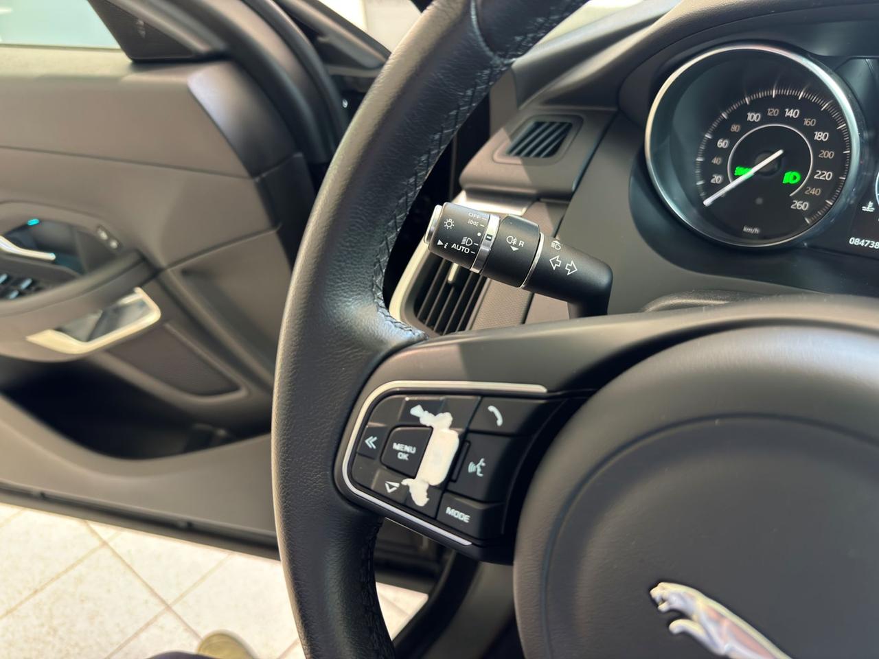 JAGUAR E-Pace 2017 2.0d i4 SE awd 150cv - PREZZO REALE!