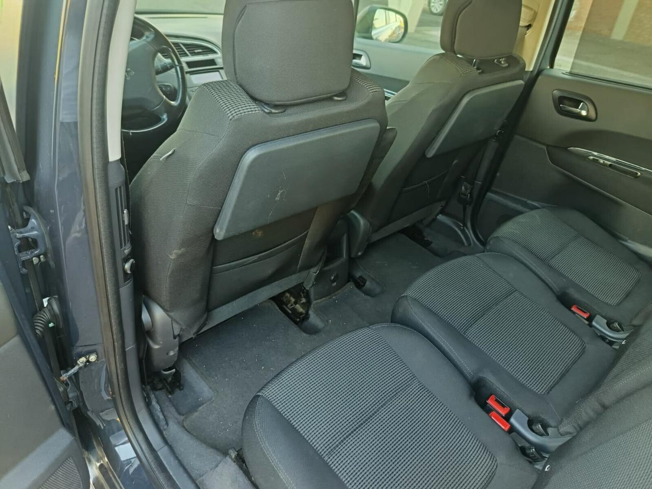 Peugeot 5008 1.6 HDi 112CV Business