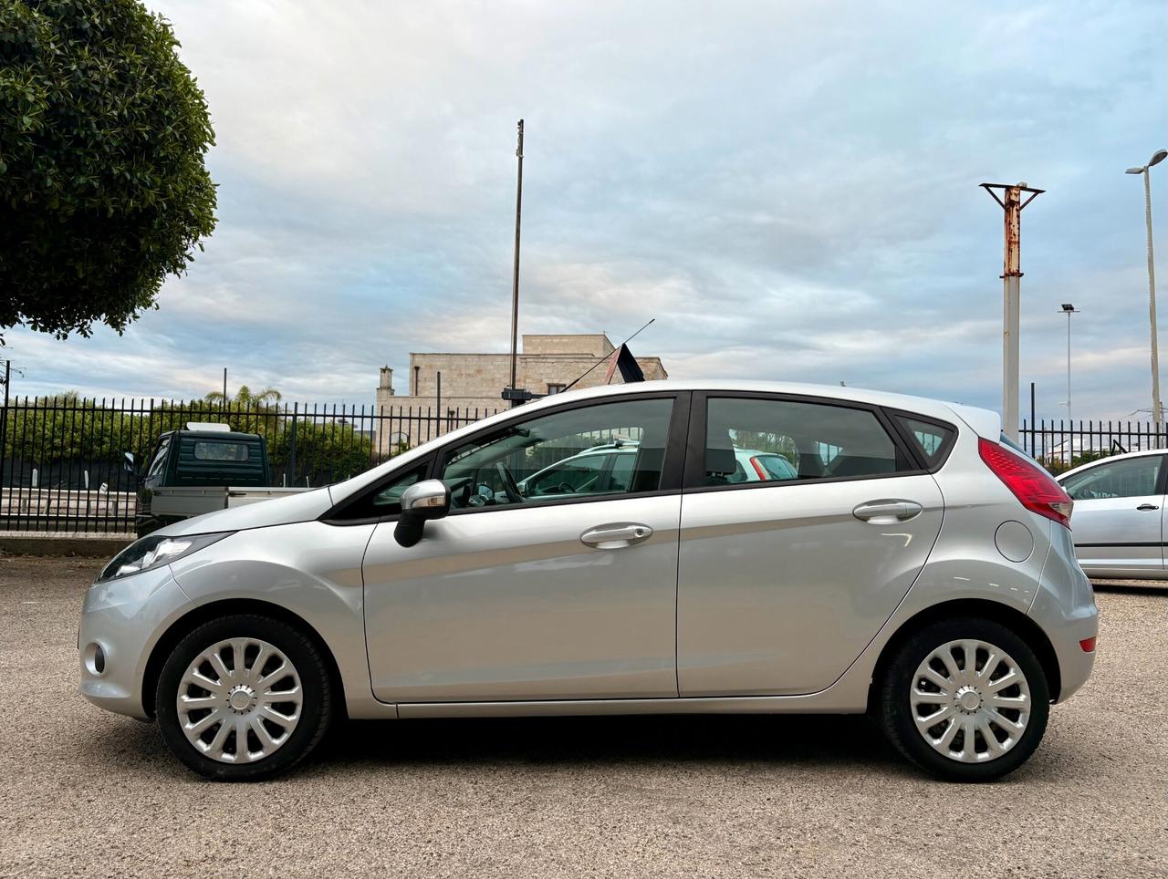 Ford Fiesta 1.4 TDCi 5p. Titanium