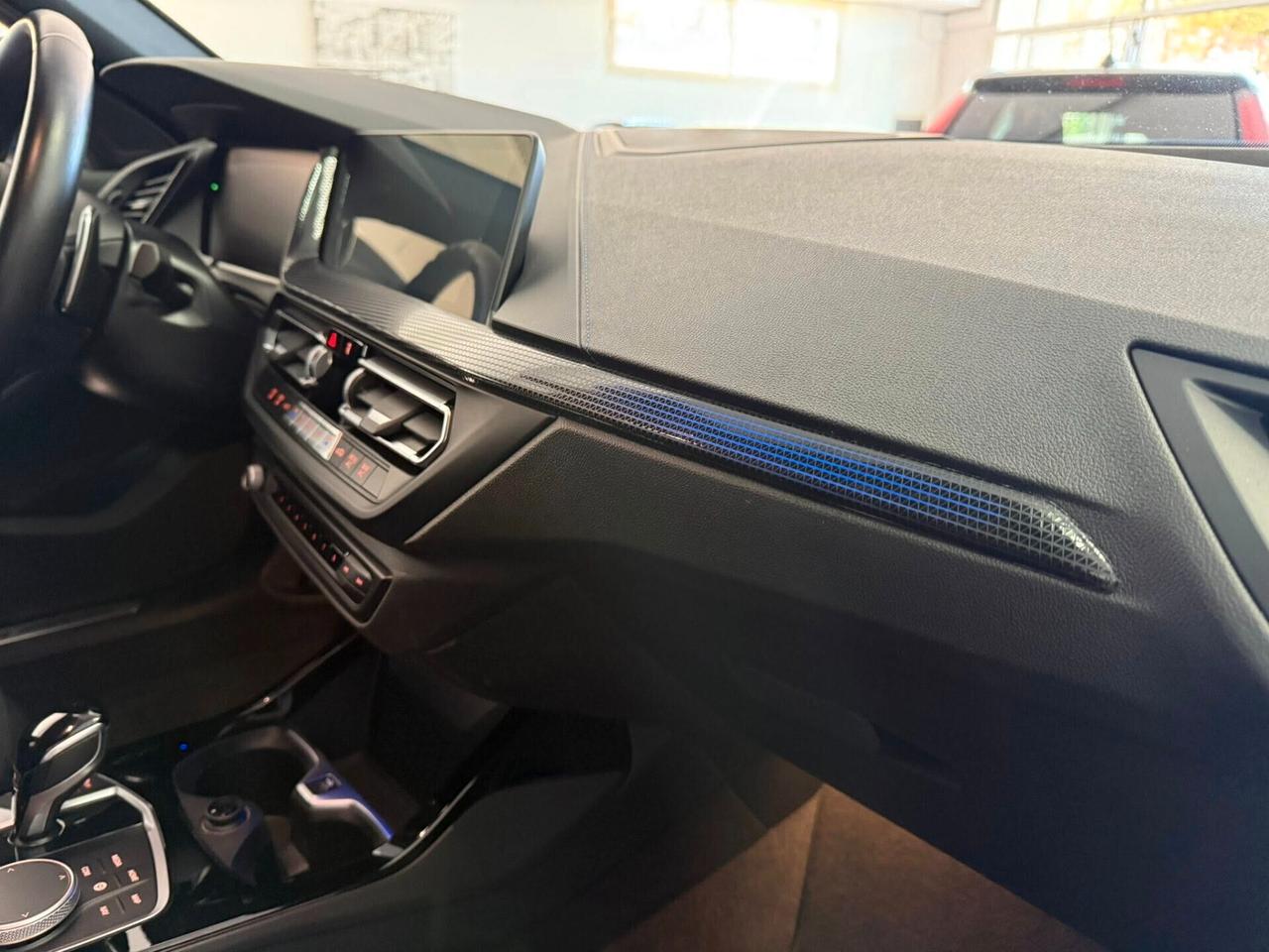 Bmw 118 118d 5p. Msport