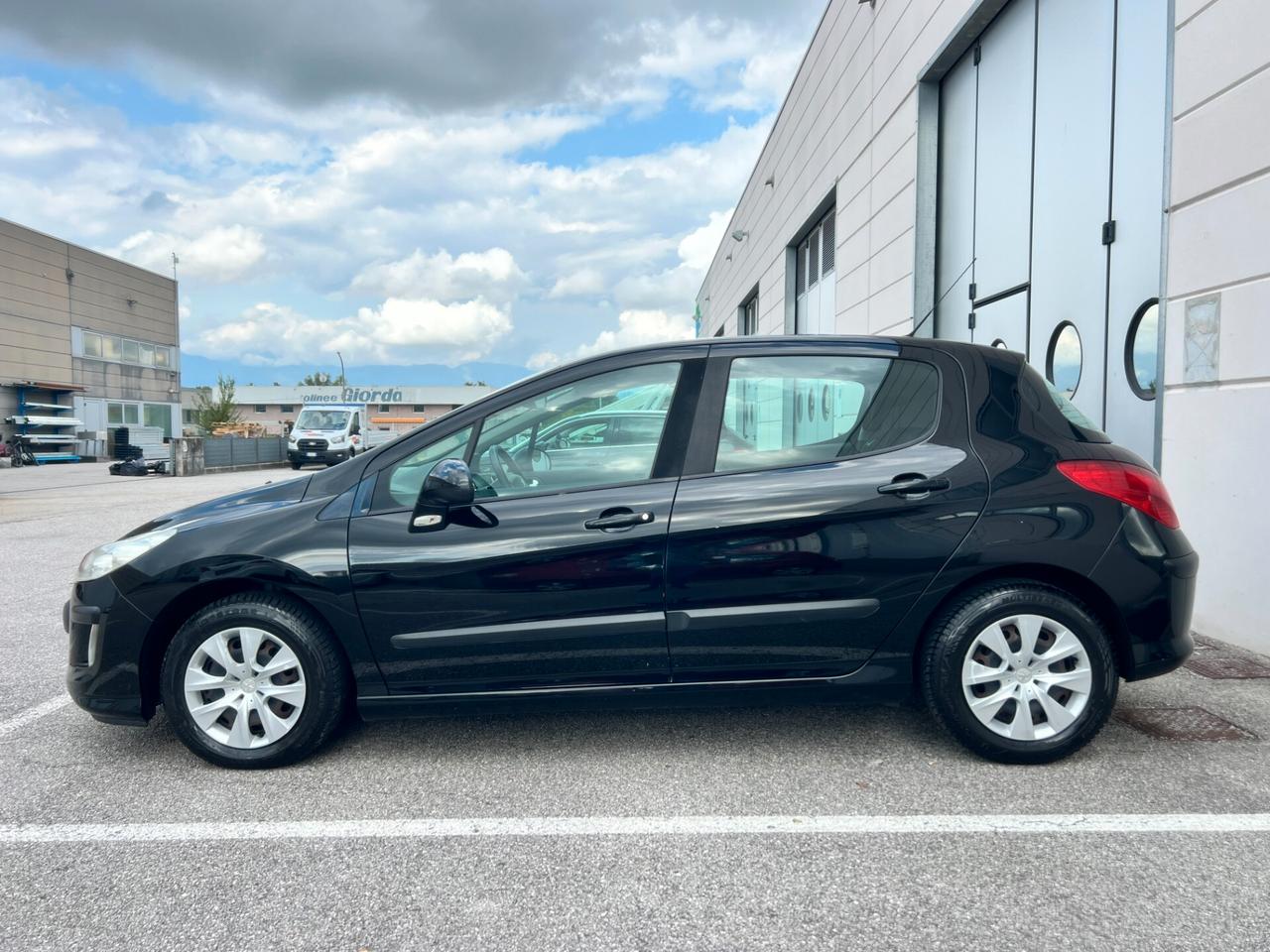 Peugeot 308 1.6 HDi 90CV FAP 5p. Premium