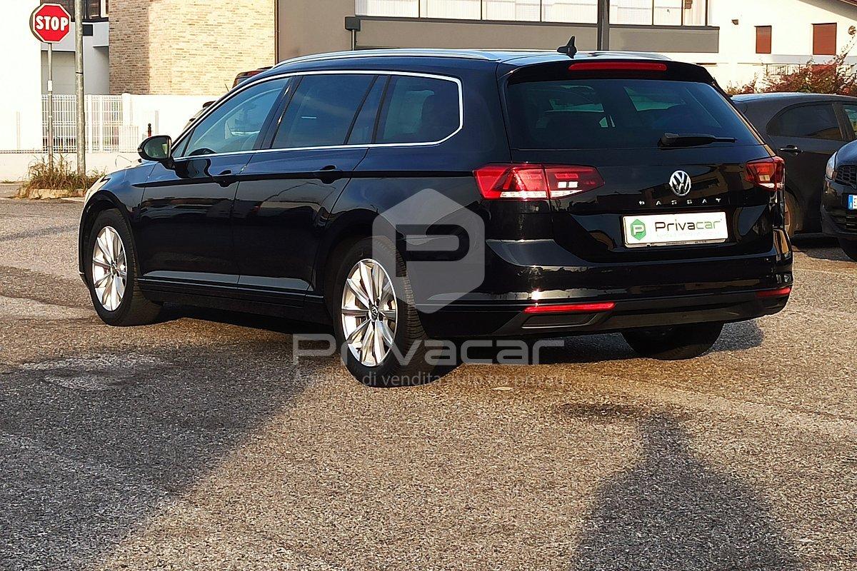 VOLKSWAGEN Passat Variant 2.0 TDI SCR EVO DSG Business