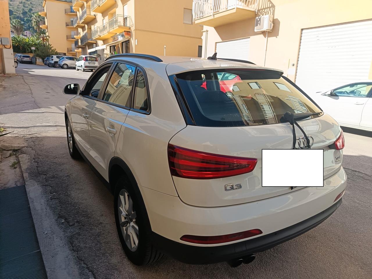 Audi Q3 2.0 TDI 140cv Business