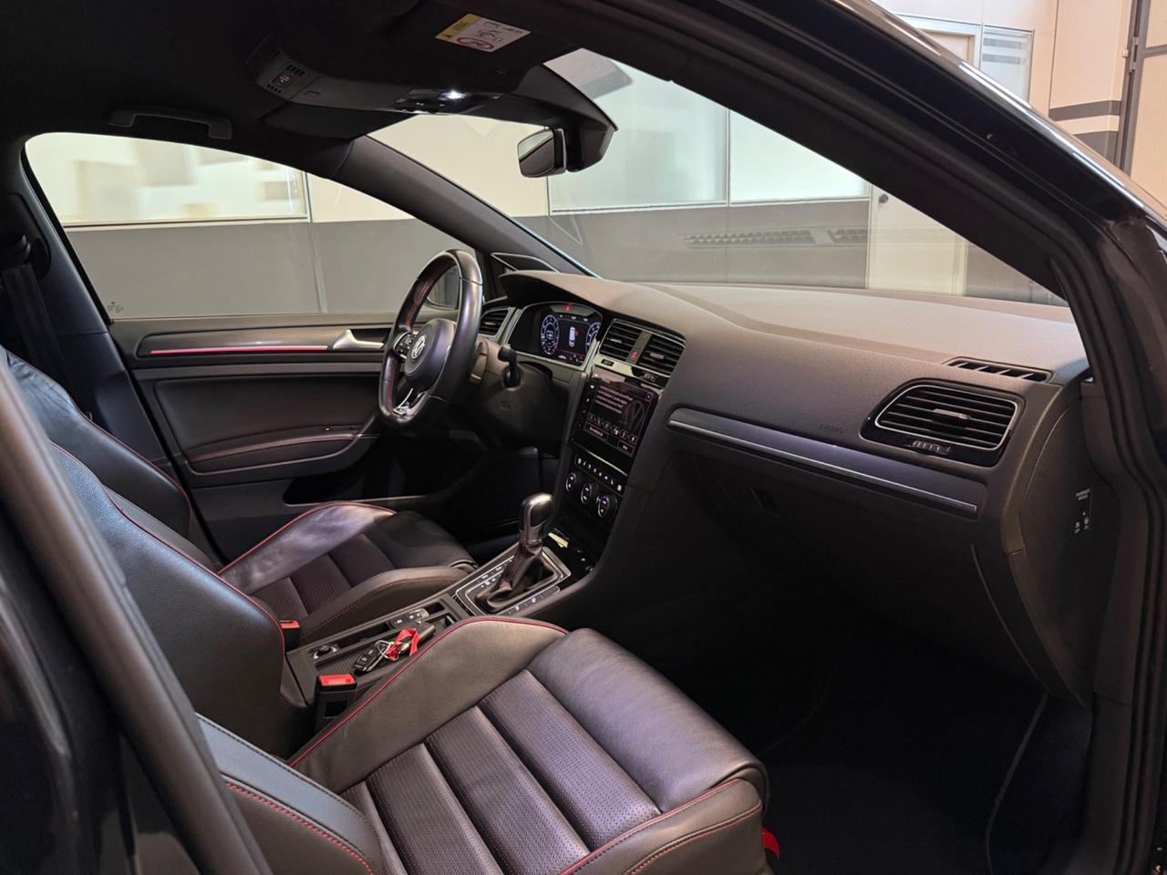 Volkswagen Golf GTI Performance FULL PELLE DYNAUDIO