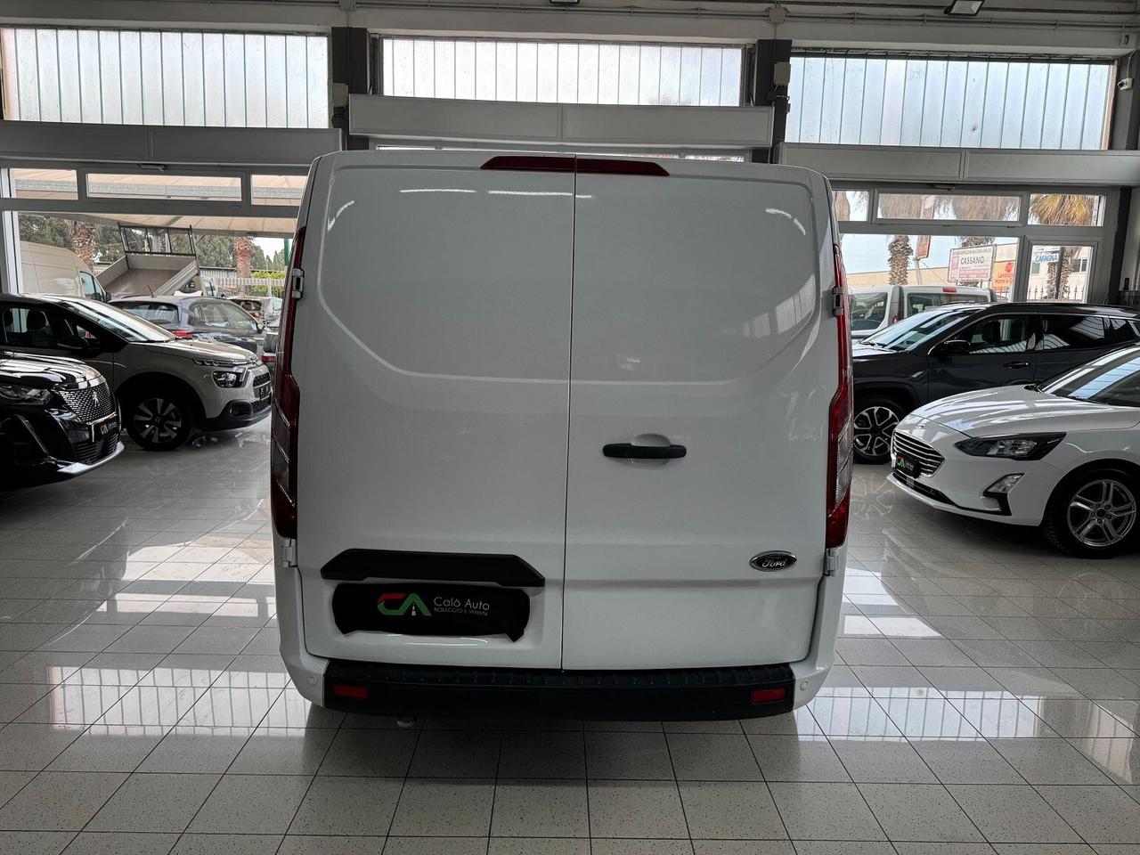 Custom 2.0td 130cv GOMMATO TAGLIANDATO CERTIFICATO