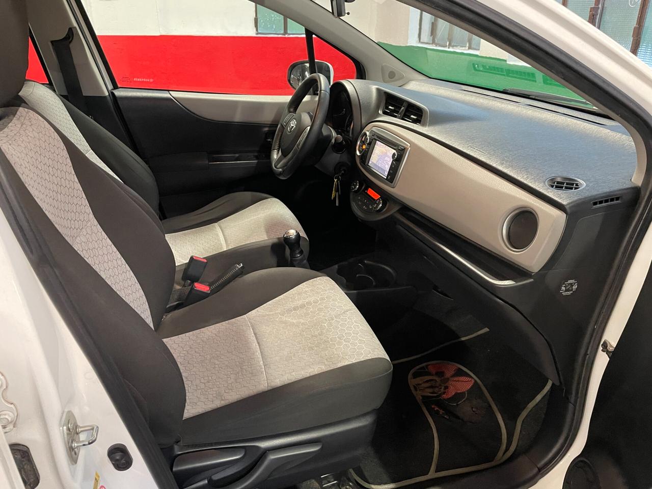 Toyota Yaris 1.0 5 porte NEOPATENTATI