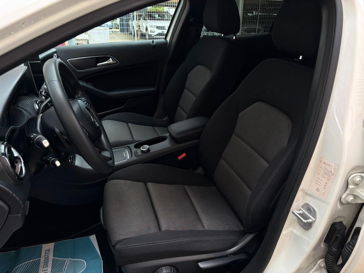 Mercedes-benz GLA 180 d Automatic - 2017