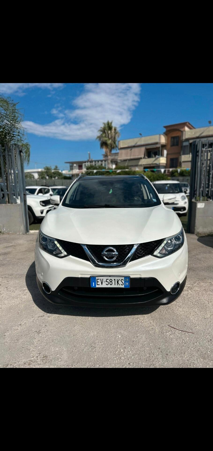 Nissan Qashqai 1.6 dCi 4x4 Tekna 360