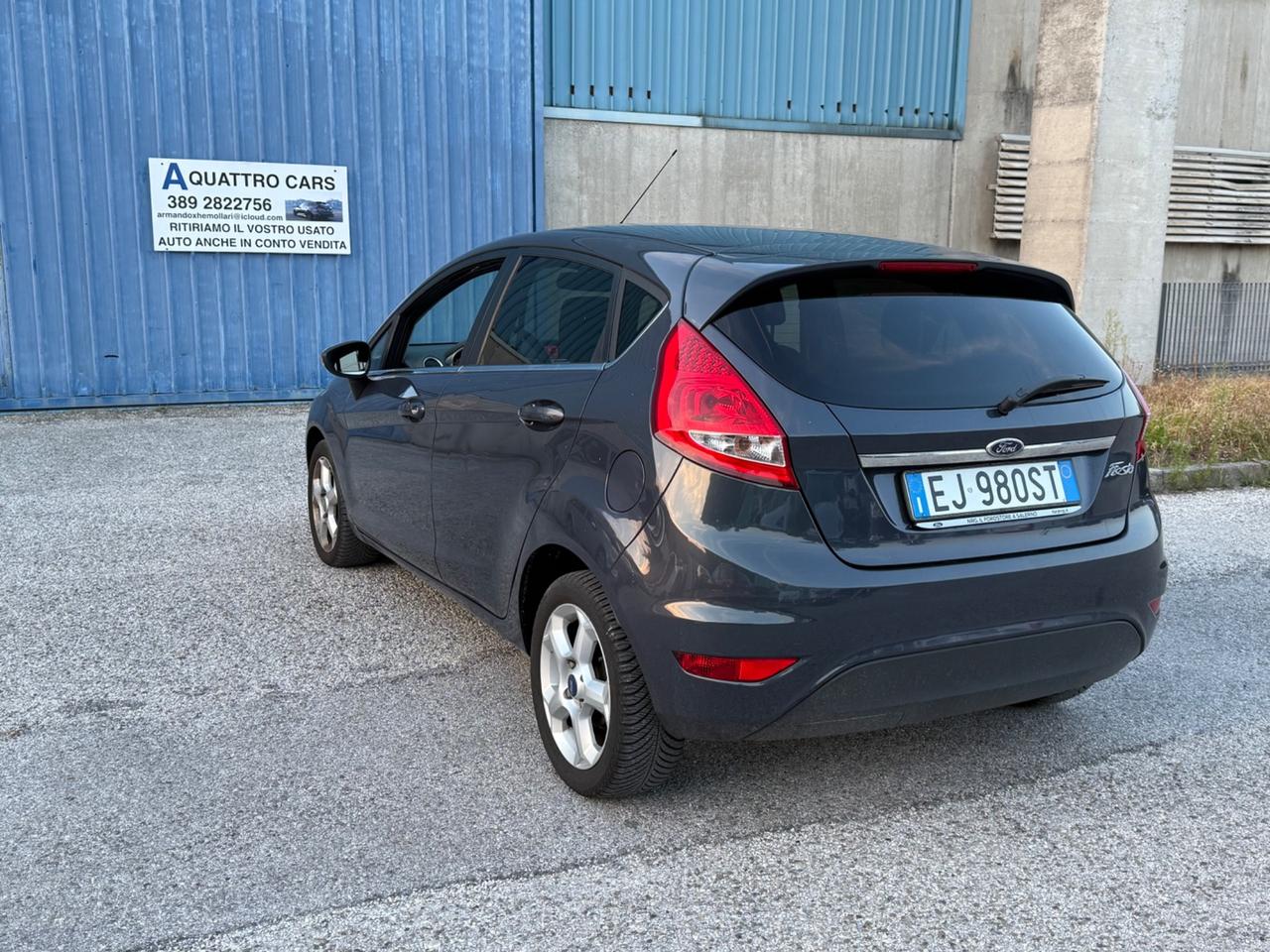 Ford Fiesta 1.4 TDCi 70CV 5 porte Titanium