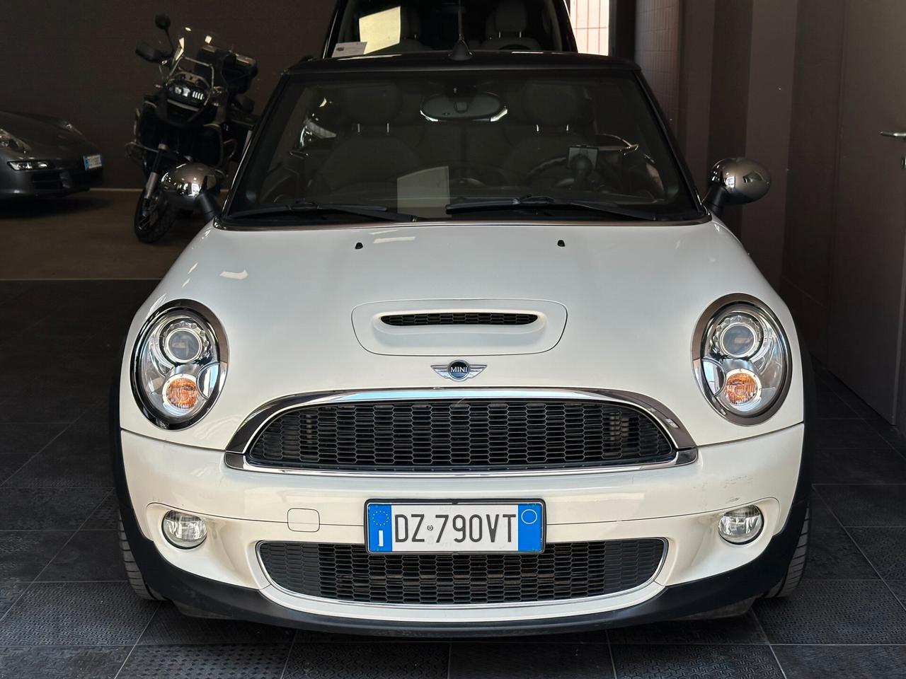 Mini 1.6 Cooper S Cabrio 175cv - Unico Proprietario solo per operatori del settore