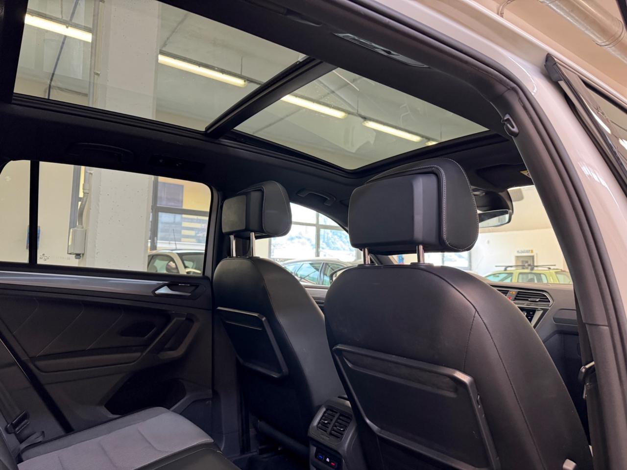 Volkswagen Tiguan R- Line - DSG - FULL - SOLO 80.000 KM