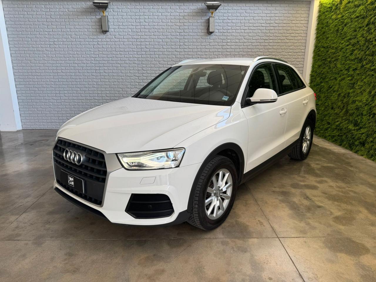 Audi Q3 2.0 TDI 150 CV Business