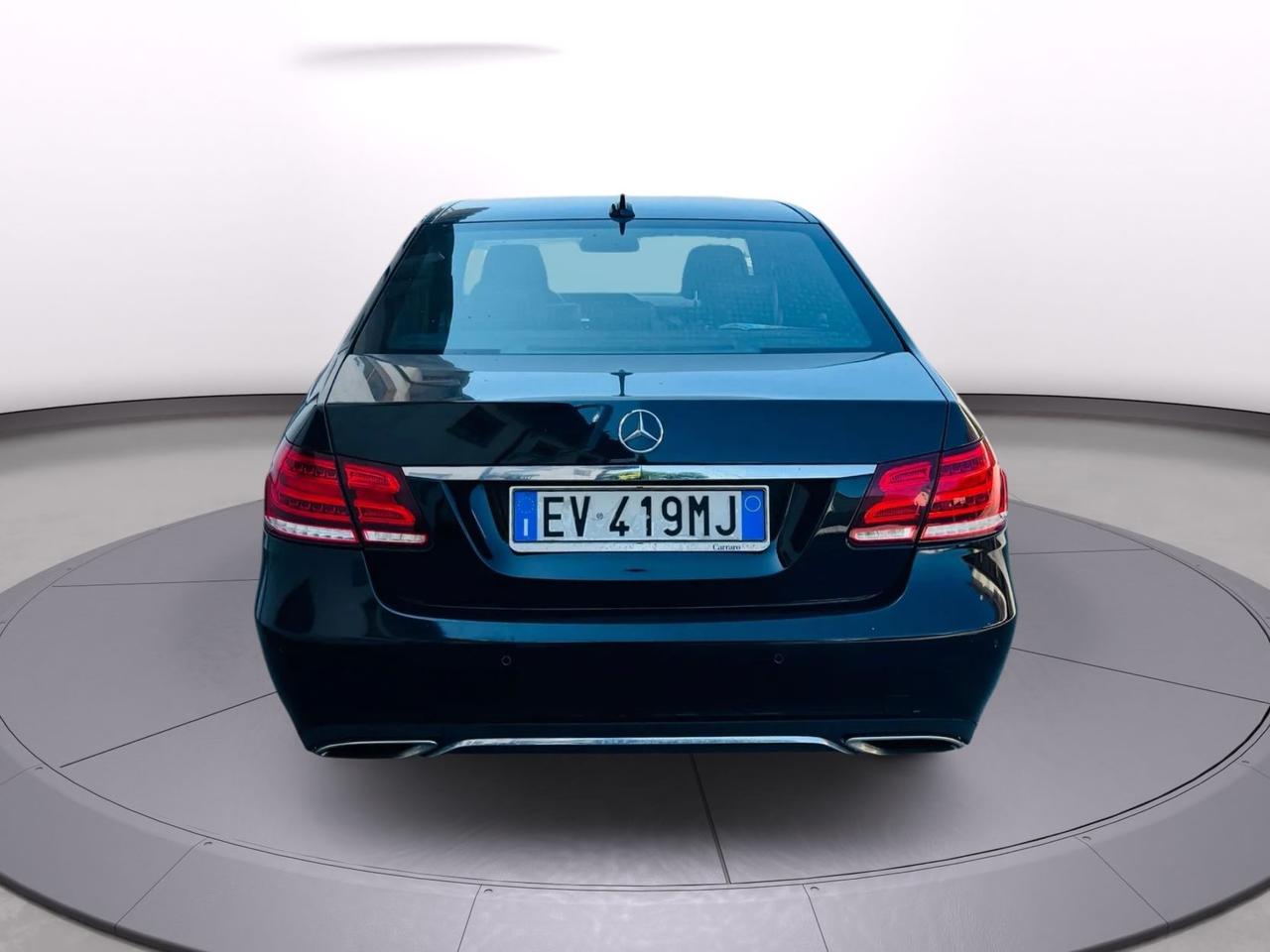 Mercedes-benz E 200 bluetech Premium 2014 120.000km