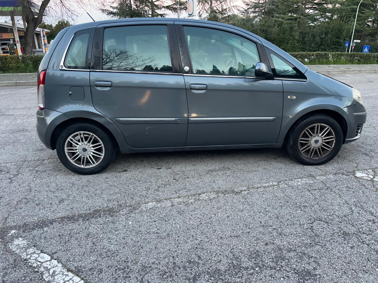 Lancia MUSA 1.4 Platino Ecochic GPL