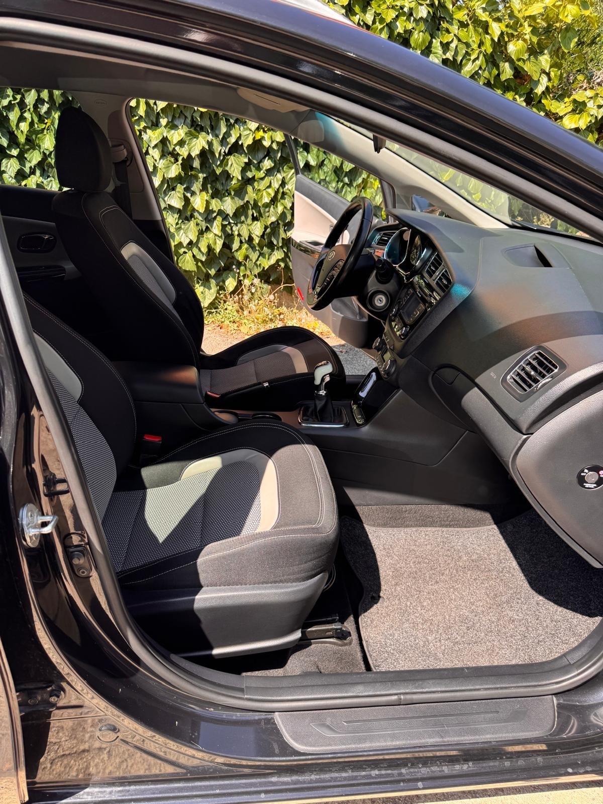 Kia Ceed cee'd 1.4 CRDi SW Cool
