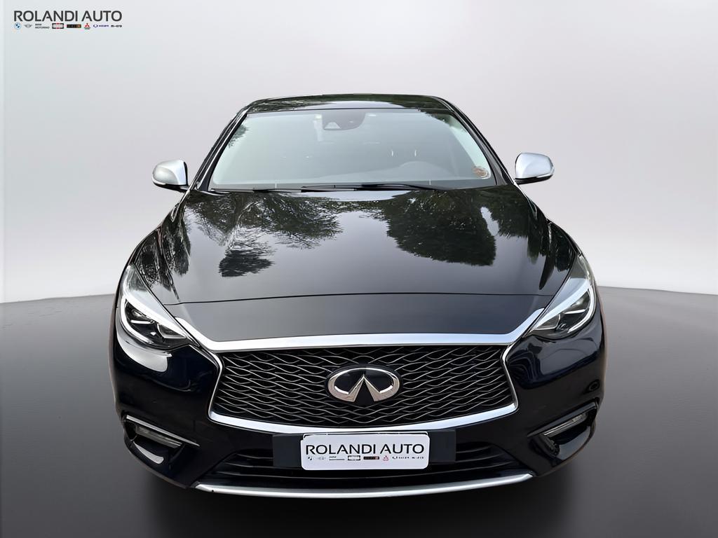Infiniti Q30 1.5 D Premium Tech