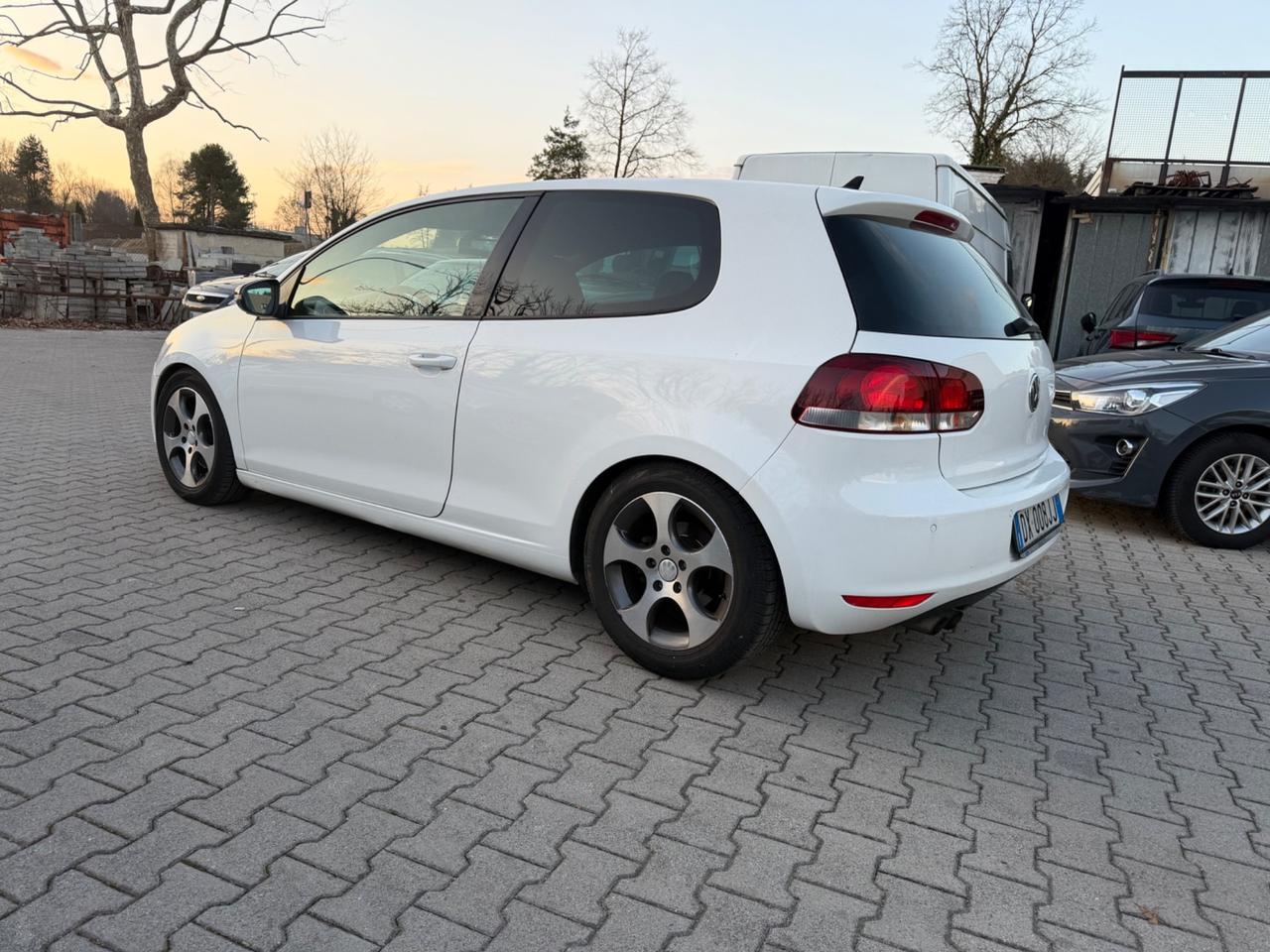Volkswagen Golf 1.4 TSI 122CV DSG 3p. Highline