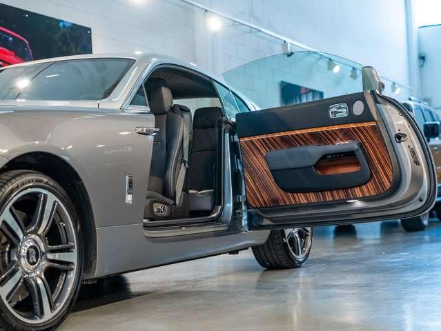 Rolls-Royce Wraith 6.6 V12" Inspired by Film+SERVICES R.R.