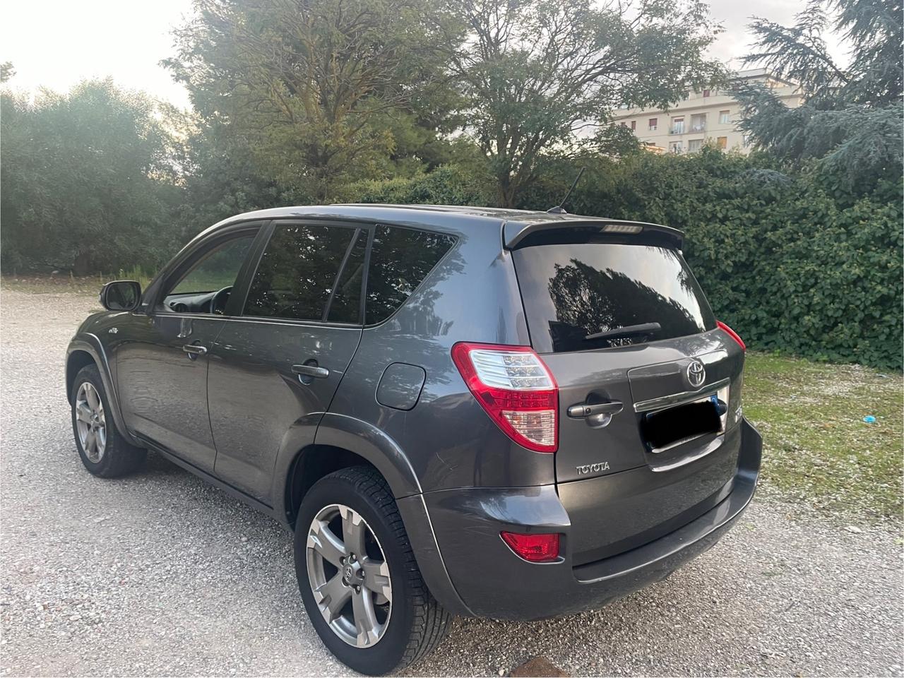 Toyota RAV 4 RAV4 Crossover 2.2 D-4D 150 CV DPF Exclusive