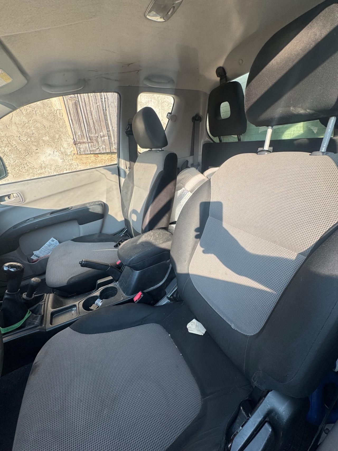 Mitsubishi L200 2.5 MOTORE DA SOSTITUIRE