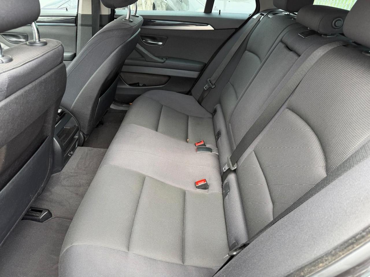 Bmw 520d 190cv Auto Touring Luxury-2015